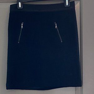 Ann Taylor Black Textured Skirt w Zippers sz4
